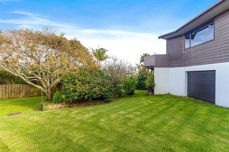 Photo of property in 37 Toroa Street, Torbay, Auckland, 0630