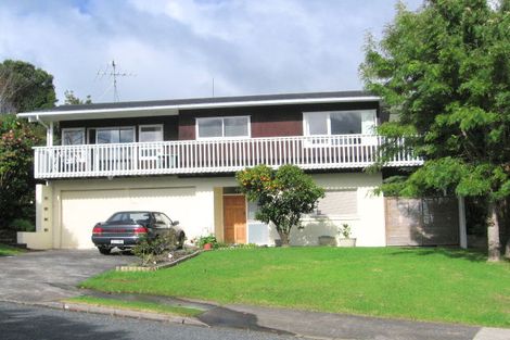 Photo of property in 52 Mayfair Crescent, Mairangi Bay, Auckland, 0630