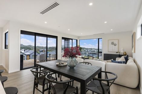 Photo of property in 33 Kikorangi Drive, Wainui, Silverdale, 0992