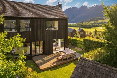 Photo of property in 12 Arran Lane, Jacks Point, Queenstown, 9371