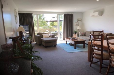 Photo of property in 7 Albert Sheppard Close, Yaldhurst, Christchurch, 8042