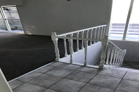 Photo of property in 217 Sturges Road, Henderson, Auckland, 0612