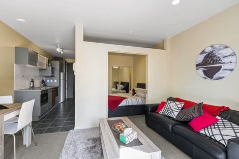 Photo of property in Atrium Towers, 6b/154 The Terrace, Wellington Central, Wellington, 6011