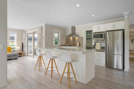 Photo of property in 10 Cooper Crescent, Cambridge, 3434