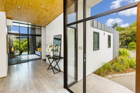 Photo of property in 68 Emerald Hill Drive, Birchville, Upper Hutt, 5018