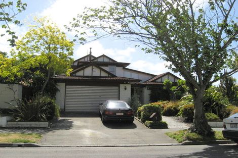 Photo of property in 6 Parkview Place Avonhead Christchurch City