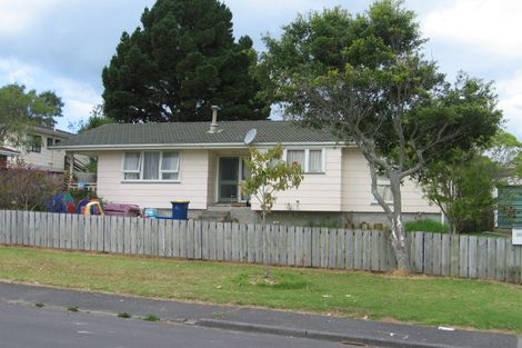 Photo of property in 19 Brougham Place, West Harbour, Auckland, 0618
