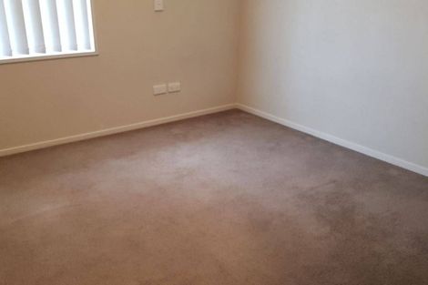 Photo of property in 43 Kirikiri Lane, East Tamaki, Auckland, 2013