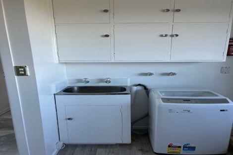 Photo of property in 29 Kitchener Terrace, Johnsonville, Wellington, 6037