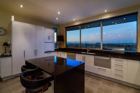 Photo of property in 12 Linden Place, Matipo Heights, Rotorua, 3015