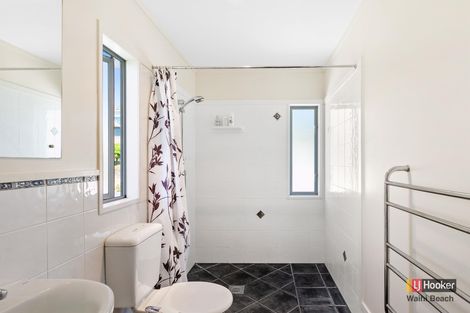 Photo of property in 53 Ocean View Road, Waihi Beach, 3611