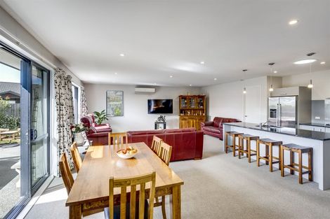 Photo of property in 16 Kapiti Drive, Poraiti, Napier, 4112