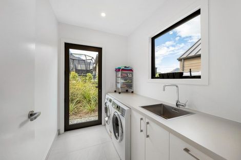 Photo of property in 4 Polperro Court, Jacks Point, Queenstown, 9371