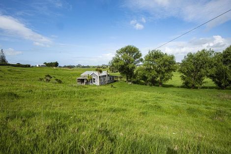 Photo of property in 413 Waihue Road, Dargaville, 0372