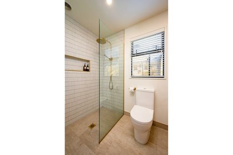 Photo of property in 37 Obelisk Street, Wanaka, 9305