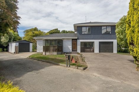 Photo of property in 12 Kaputone Place, Belfast, Christchurch, 8051