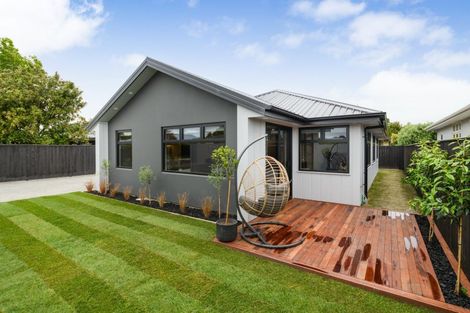 Photo of property in 24 Brightwater Terrace, Terrace End, Palmerston North, 4410