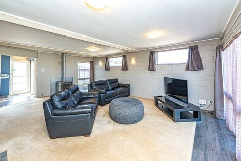 Photo of property in 1/54 Fitzherbert Avenue, Tawhero, Wanganui, 4501