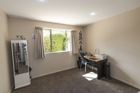 Photo of property in 2/69 Bowenvale Avenue, Cashmere, Christchurch, 8022