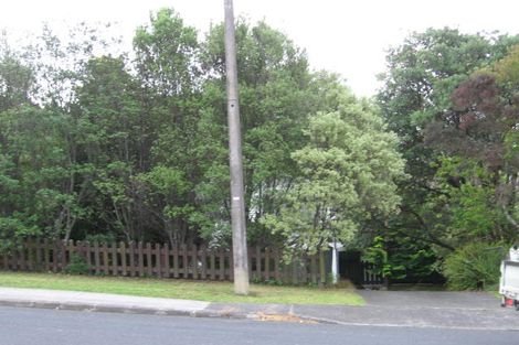 Photo of property in 182 Sunnynook Road, Totara Vale, Auckland, 0627