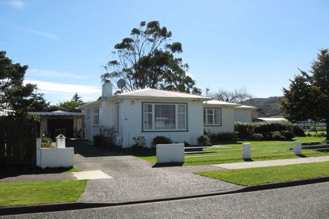 Photo of property in 6 Devon Street, Wainuiomata, Lower Hutt, 5014