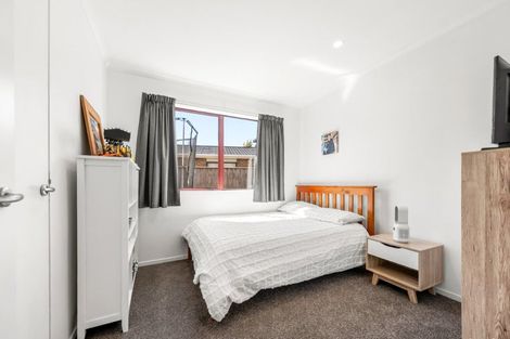 Photo of property in 19 Phar Lap Grove, Trentham, Upper Hutt, 5018