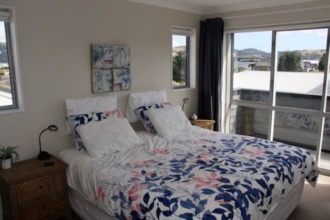 Photo of property in 12 Arawa Lane, Whitianga, 3510