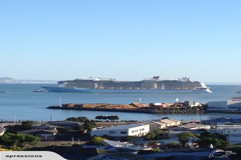 Photo of property in 15 Milton Terrace, Hospital Hill, Napier, 4110