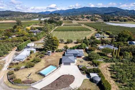 Photo of property in 329 Chamberlain Street, Lower Moutere, Upper Moutere, 7175