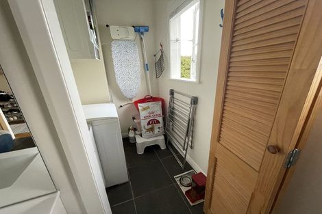 Photo of property in 42 Alice Street, Riverhead, 0820