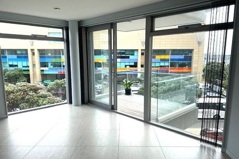 Photo of property in Piermont Apartments, 3a/82 Cable Street, Te Aro, Wellington, 6011