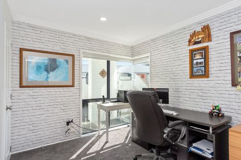 Photo of property in 30 Nicole Place, Papamoa Beach, Papamoa, 3118