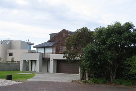 Photo of property in 10 Parry Court, Omaha, 0986