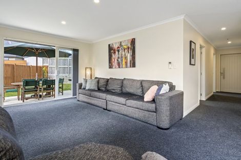 Photo of property in 9 Clifford Close, Leamington, Cambridge, 3432