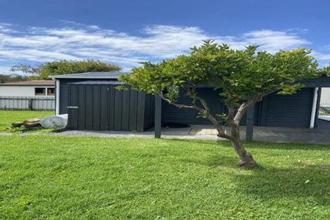Photo of property in 24 Huxley Road, Outer Kaiti, Gisborne, 4010