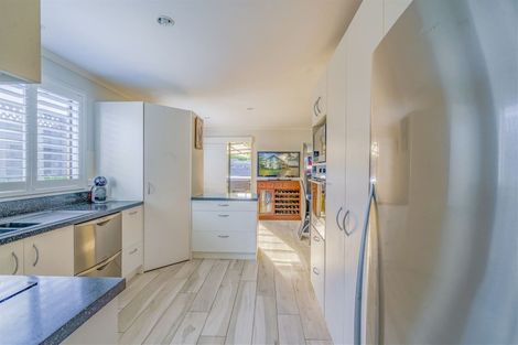 Photo of property in 6 Coral Court, Gulf Harbour, Whangaparaoa, 0930