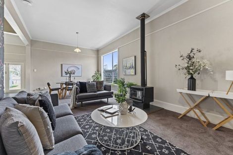 Photo of property in 68 East Street, Feilding, 4702