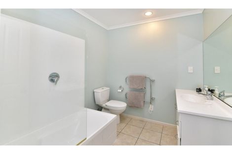 Photo of property in 88a Brian Crescent, Stanmore Bay, Whangaparaoa, 0932
