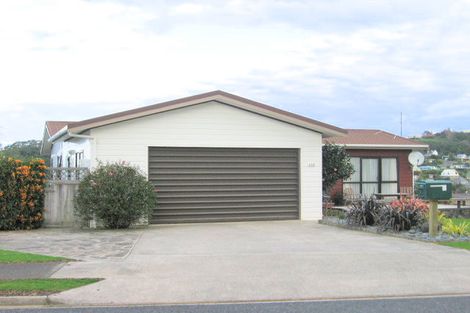 Photo of property in 137 Bambury Place, Onemana, Whangamata, 3691