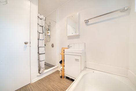 Photo of property in 15a Amber Grove, Birchville, Upper Hutt, 5018