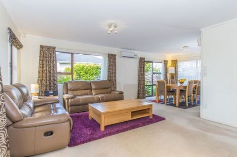 Photo of property in 1554a Dominion Extension, Mount Roskill, Auckland, 1041