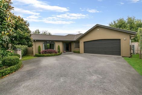 Photo of property in 15 Lockhart Place, Rototuna, Hamilton, 3210