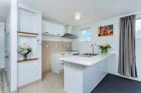 Photo of property in 44a Waverley Avenue, Glenfield, Auckland, 0629