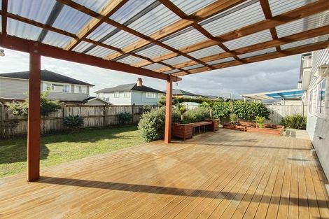 Photo of property in 15 Ballindrait Drive, Flat Bush, Auckland, 2019