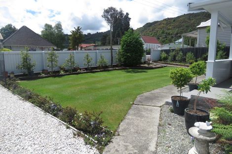 Photo of property in 47 Shiel Street, Reefton, 7830