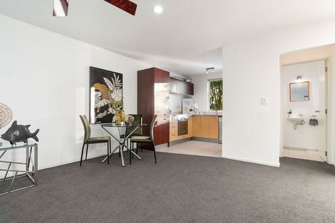 Photo of property in 28 Albionvale Road, Glen Eden, Auckland, 0602