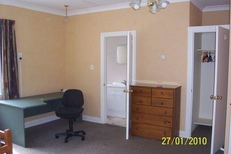 Photo of property in 6 Heriot Row, Dunedin Central, Dunedin, 9016
