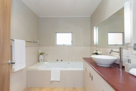 Photo of property in 10 Anchorage Grove, Maungatapu, Tauranga, 3112