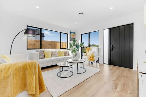 Photo of property in 13 Cyperus Street, Flat Bush, 2019