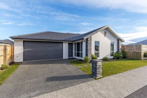 Photo of property in 27 Packard Crescent, Halswell, Christchurch, 8025